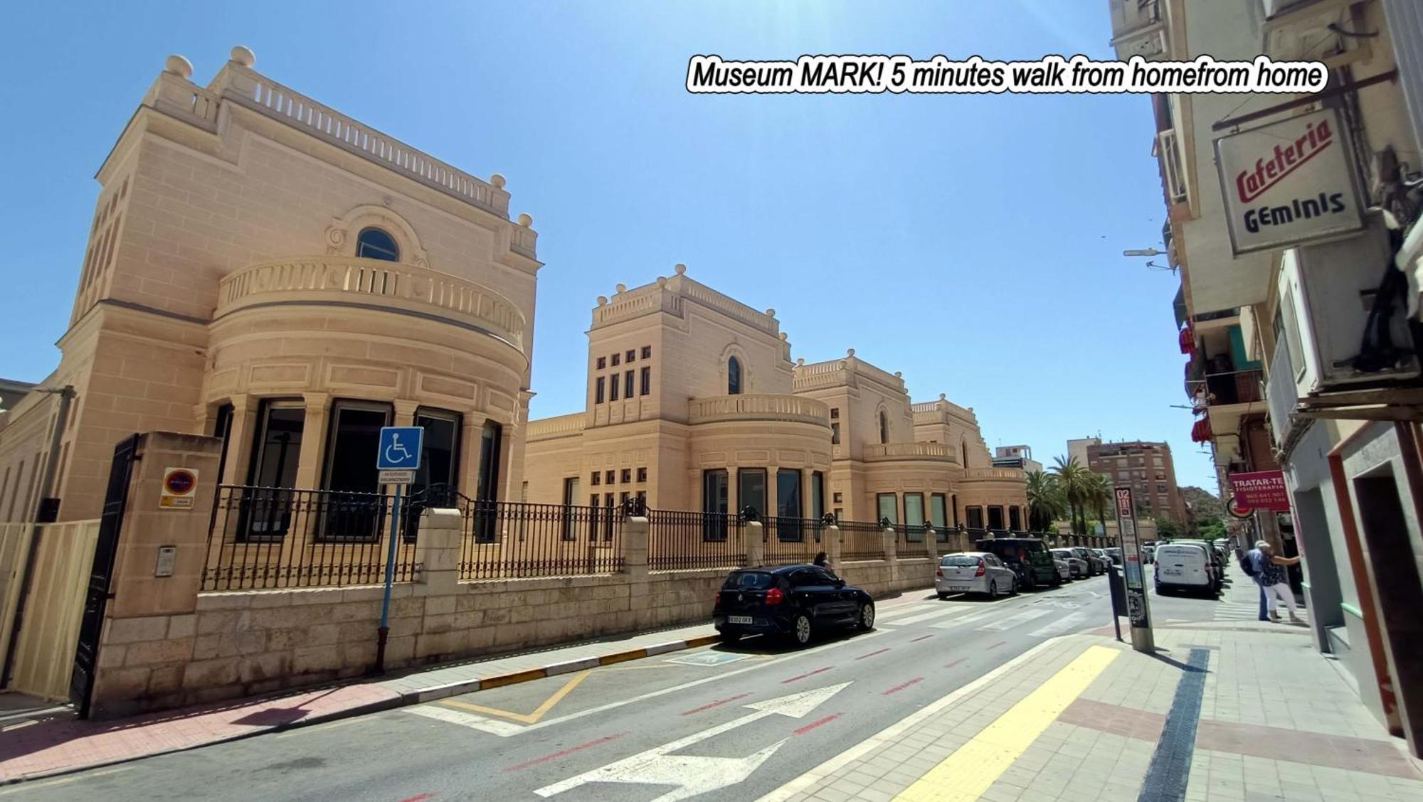 Visitando A Mijail Apartment Alicante Bagian luar foto